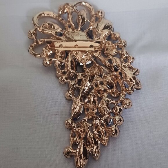 Beautiful 4" Blue Rhinestone Brooch - Picture 2 of 4